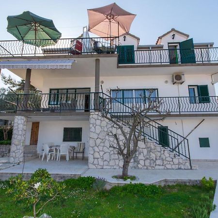 Apartments By The Sea Slatine, Ciovo - 1126 トロギール エクステリア 写真